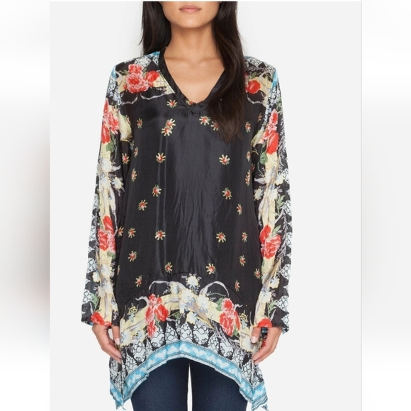 Johnny Was Fiesta Tunic - Picture 2 of 7